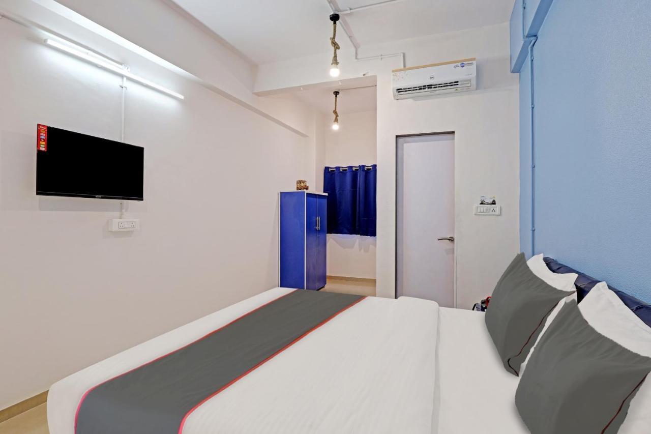 Hotel Solitaire, Best Luxurious Hotel Ac Rooms In Сурат Экстерьер фото